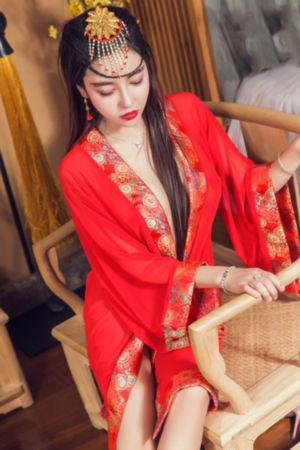 美女扒开腿让人桶爽_BD韩语电视剧在线观看