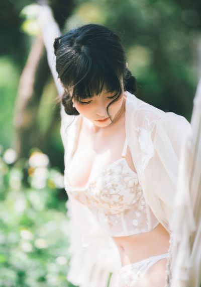 精品亚洲欧美高清在线观看_720日韩电影在线