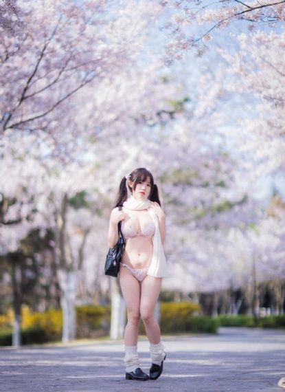 欧美一二区_高清在线观看完整版