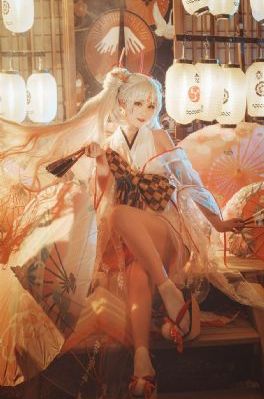 美女久草_超清高清迅雷在线观看